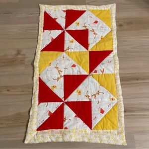 Vintage Winnie the Pooh and Tigger baby blanket, 36x20"